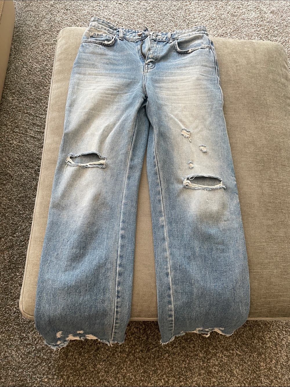 Flying Monkey Women's Light Blue Straight-Leg Distressed Jeans Size 27